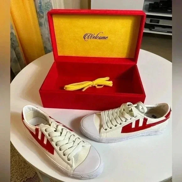 When Smoke Clears Mens White Red Size 7 - Picture 2 of 16